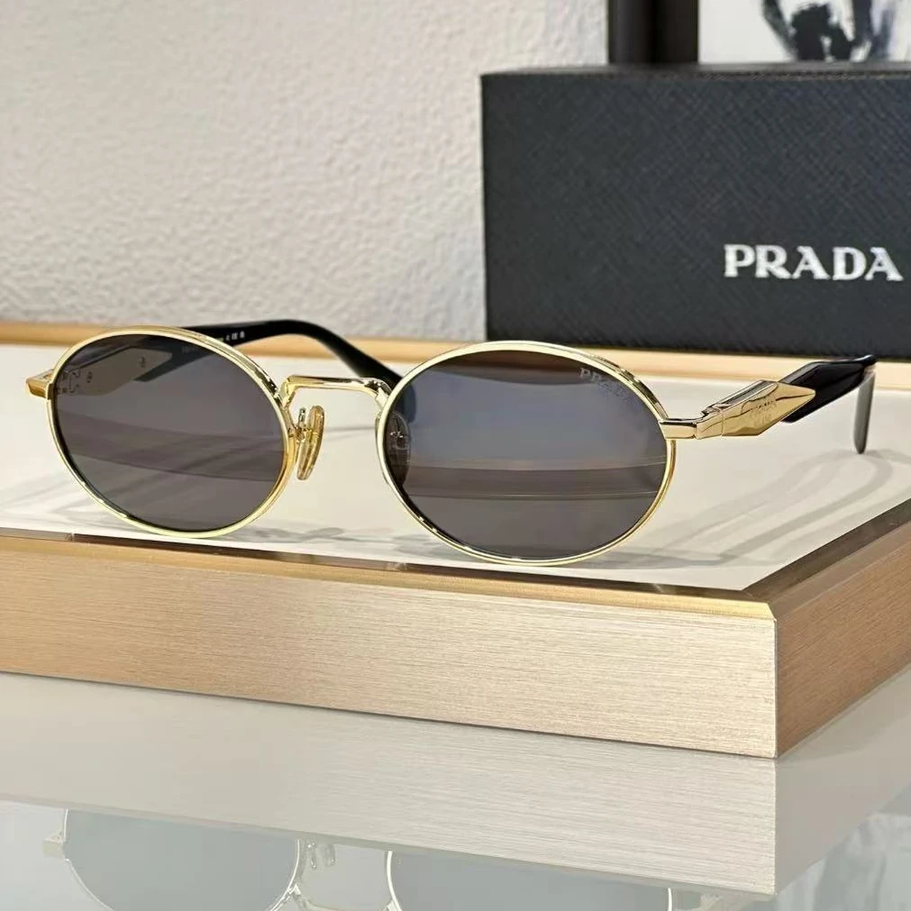 全新未使用 Prada/普拉达 黑金复古镜片墨镜 11359129