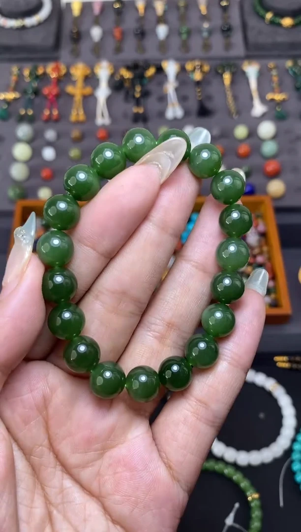 未镶嵌和田玉挂件10mm碧玉圆珠手串