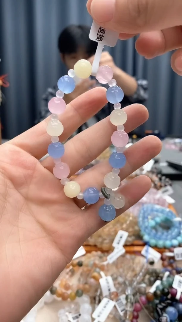 水晶手链未镶嵌玉碎