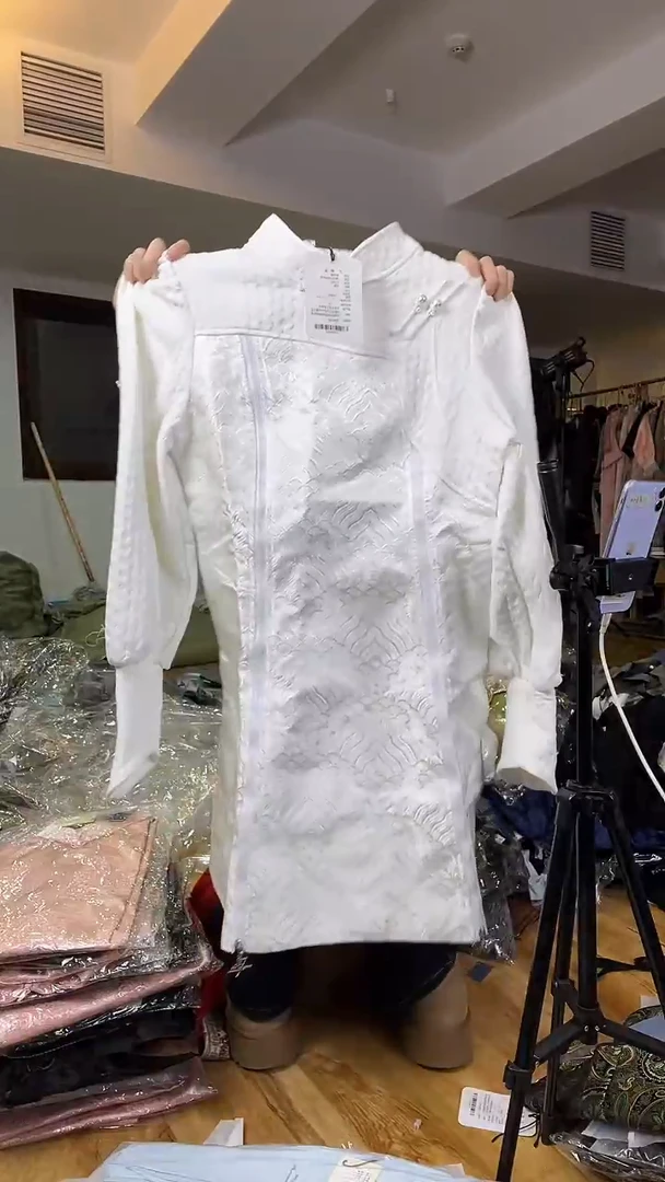 卫衣裙       L码        105-115斤（福利）