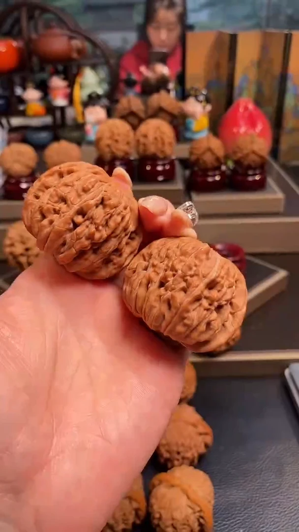 【闪购商品】文玩核桃把件F813四座楼47