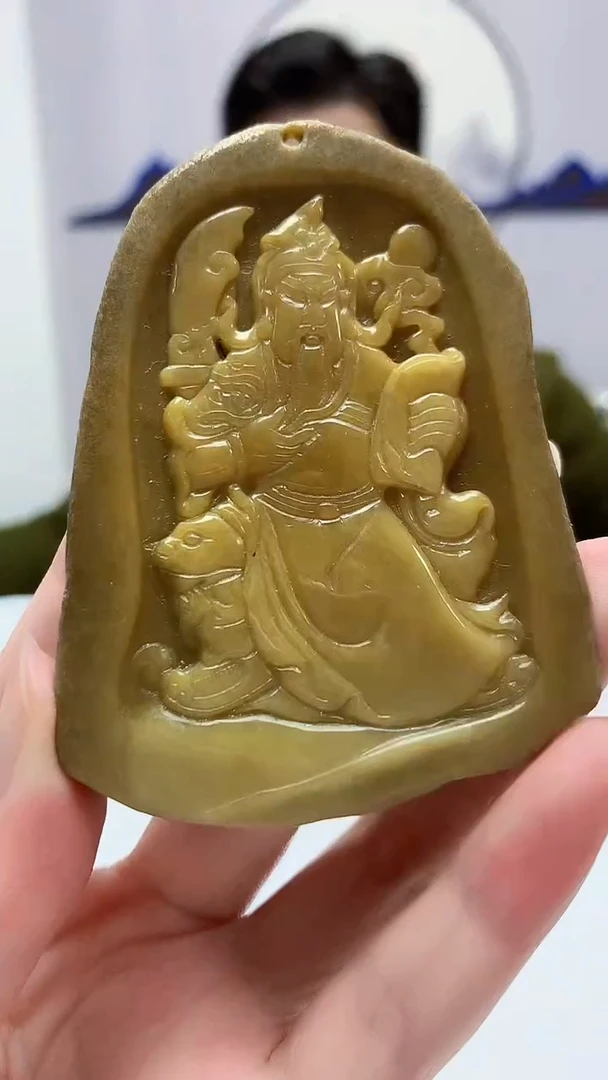 【闪购商品】定制翡翠未镶嵌4917zm-毛货挂件38关公