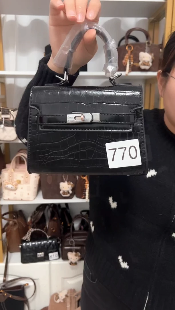 PU公主的包包 770  微瑕