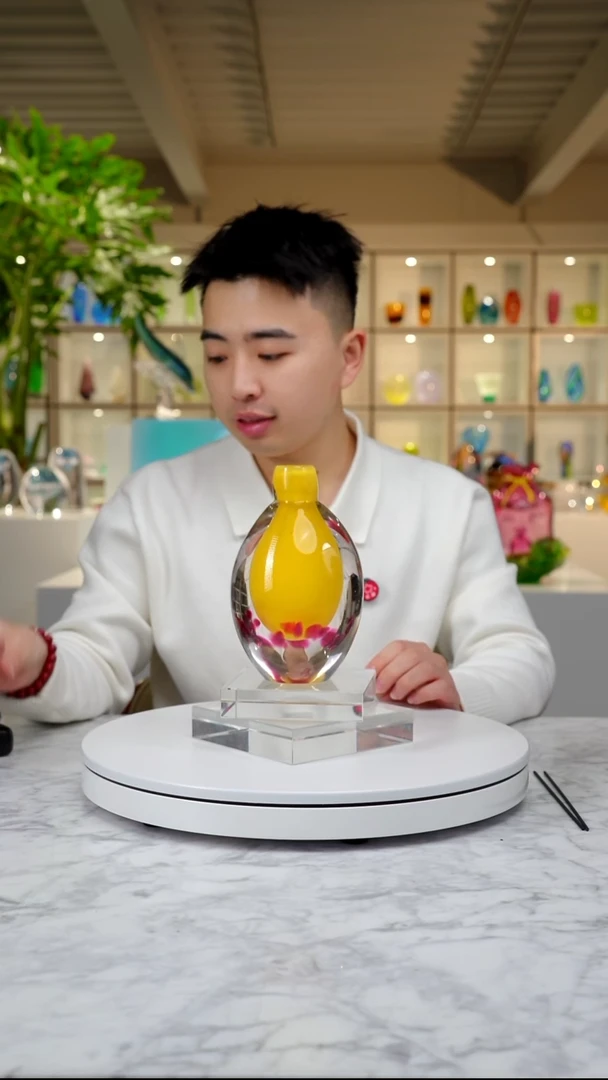 摆件暖**白设计款黄色香薰瓶