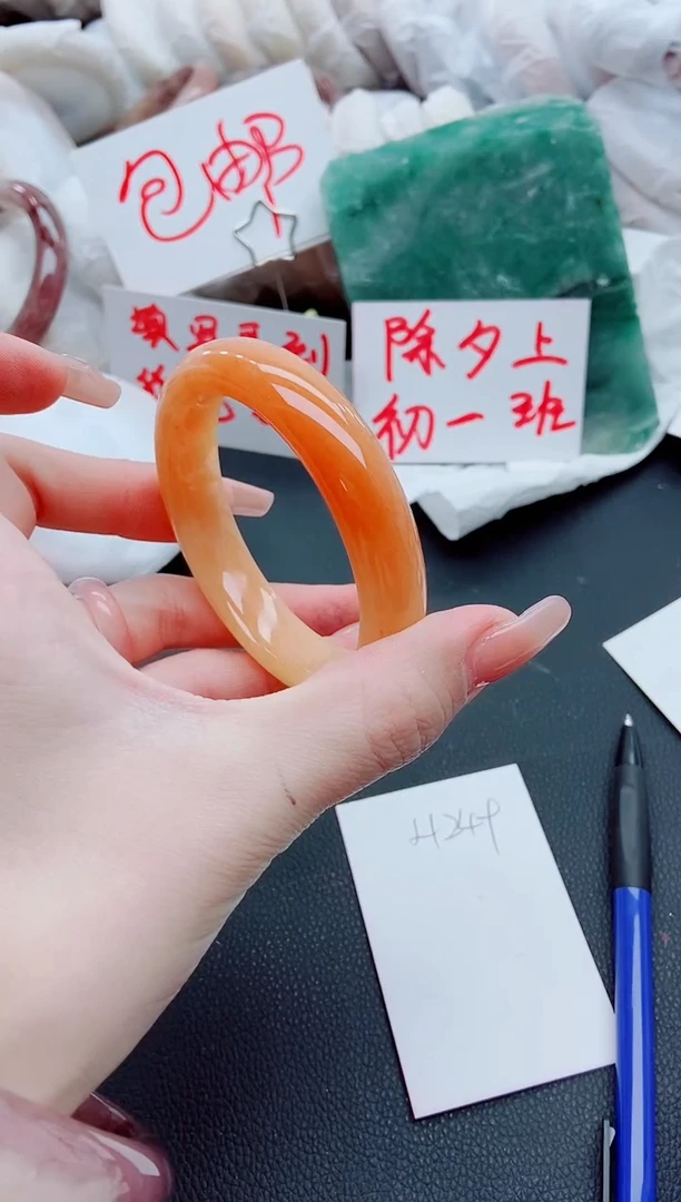 【闪购商品】石英质玉手镯未镶嵌H249-58-59