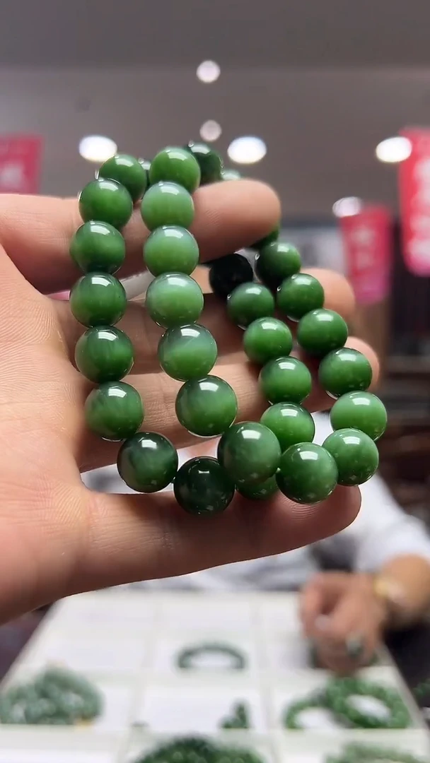 未镶嵌手链和田玉（碧玉）精品-多样性发货其中发一