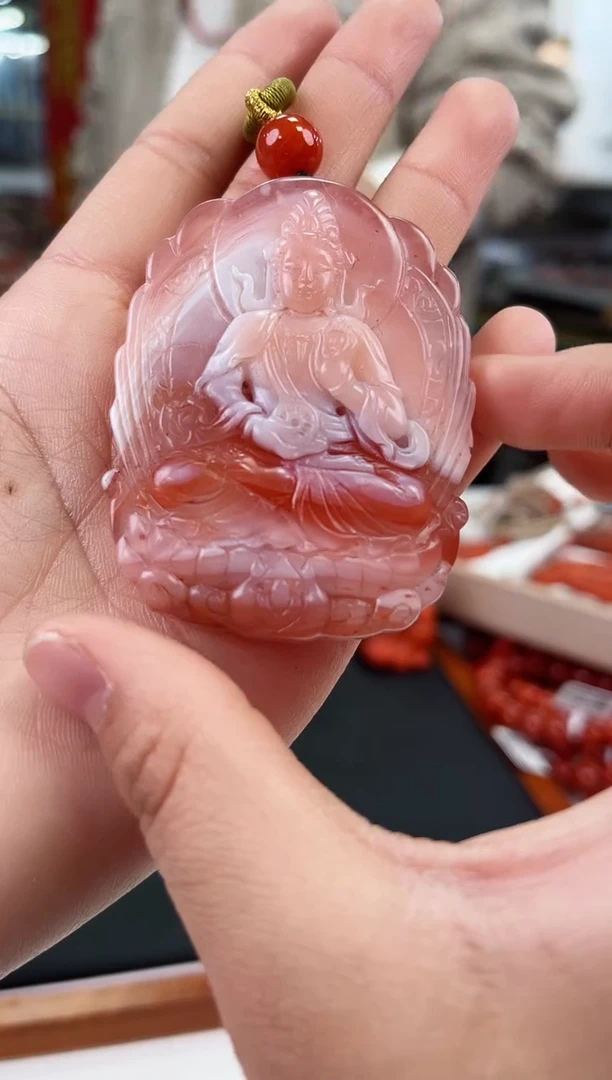 【闪购商品】南红玛瑙吊坠未镶嵌一个/条