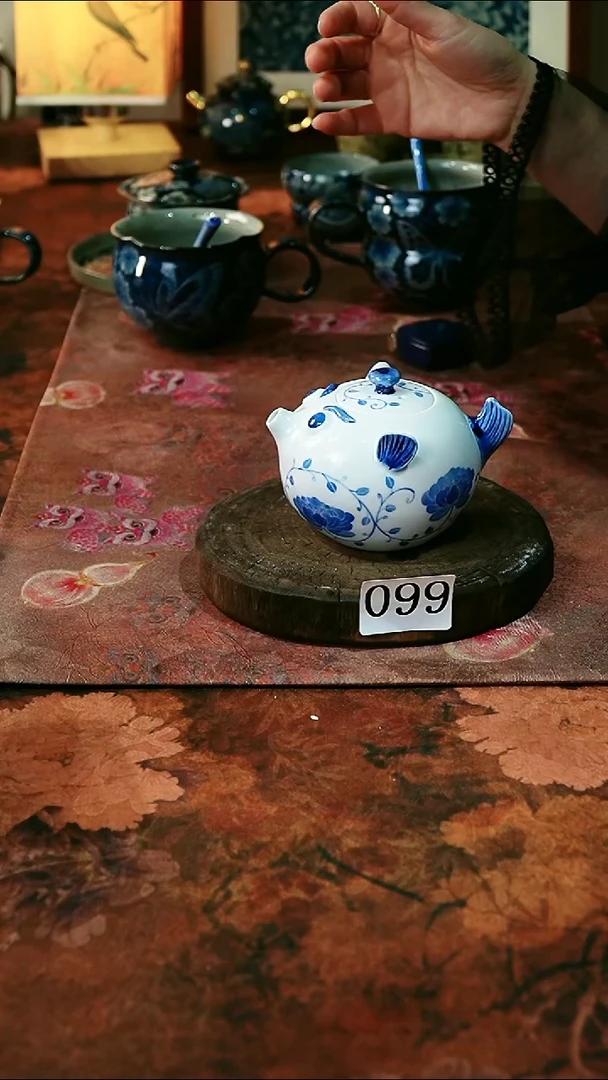 茶碗............099