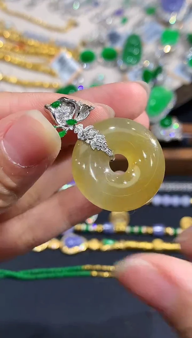 翡翠18K金镶嵌吊坠(不含链)JX多样性发其一