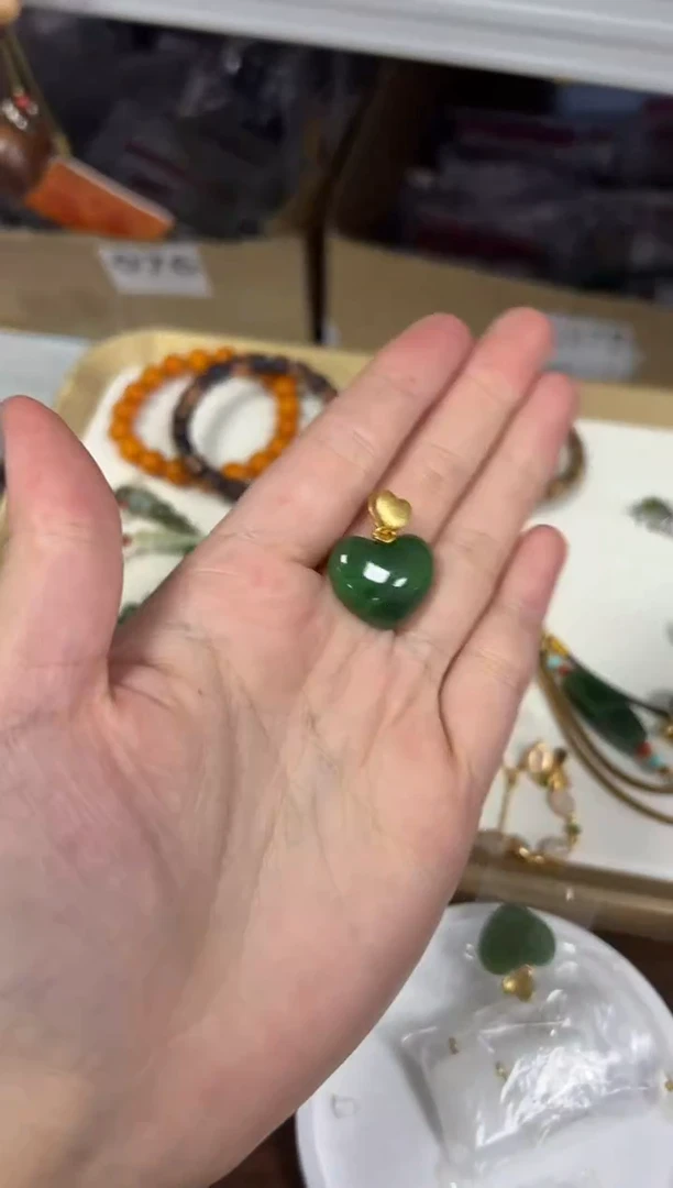 项链银S925镶嵌和田玉和田玉碧玉爱心银镶嵌吊坠[0589]