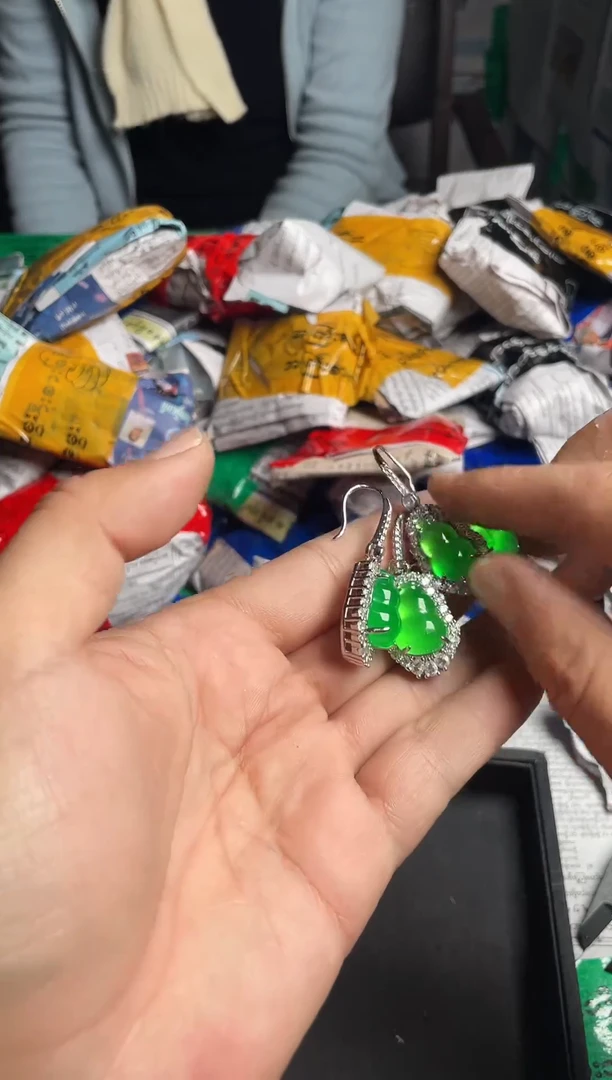 强 子 收 货GH-26