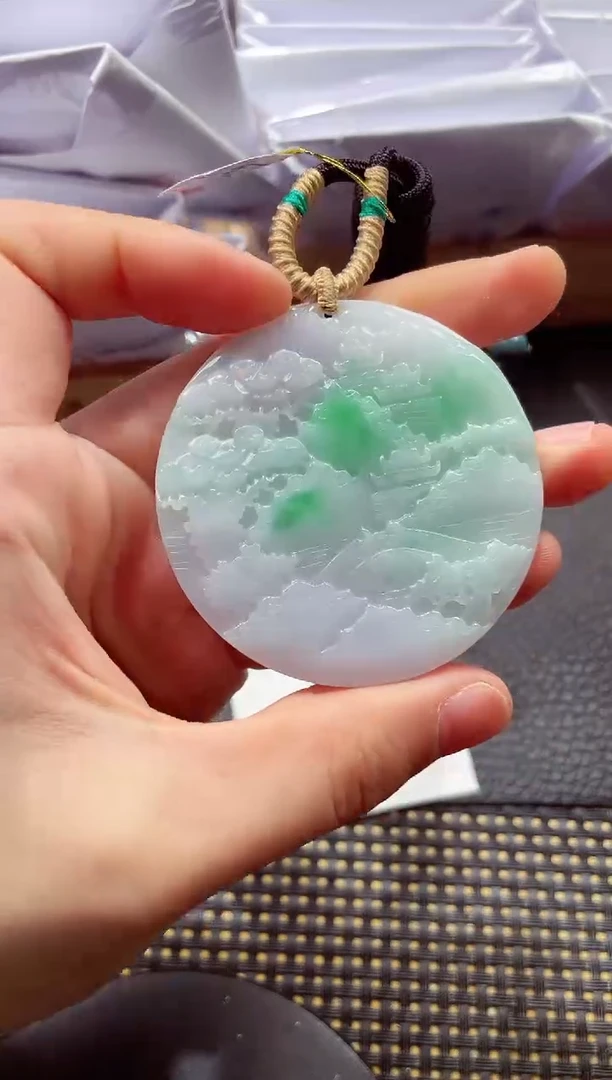 颈饰未镶嵌翡翠 000111