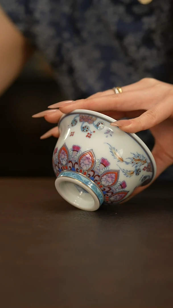 【闪购商品】瓷片             冉月