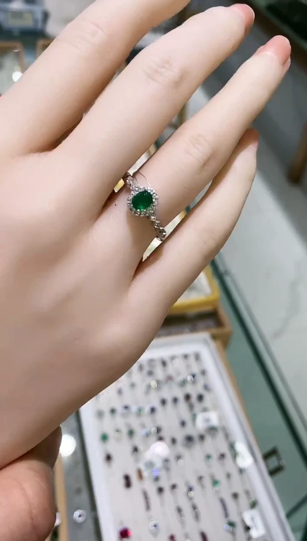 【闪购商品】祖母绿戒指银S925镶嵌戒指