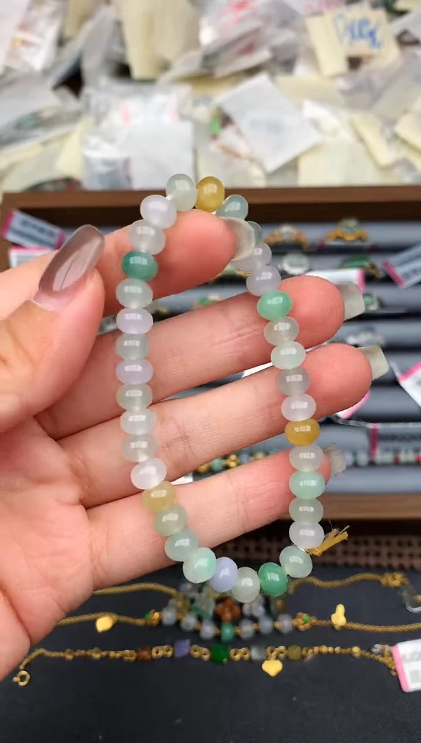 未镶嵌挂件翡翠—