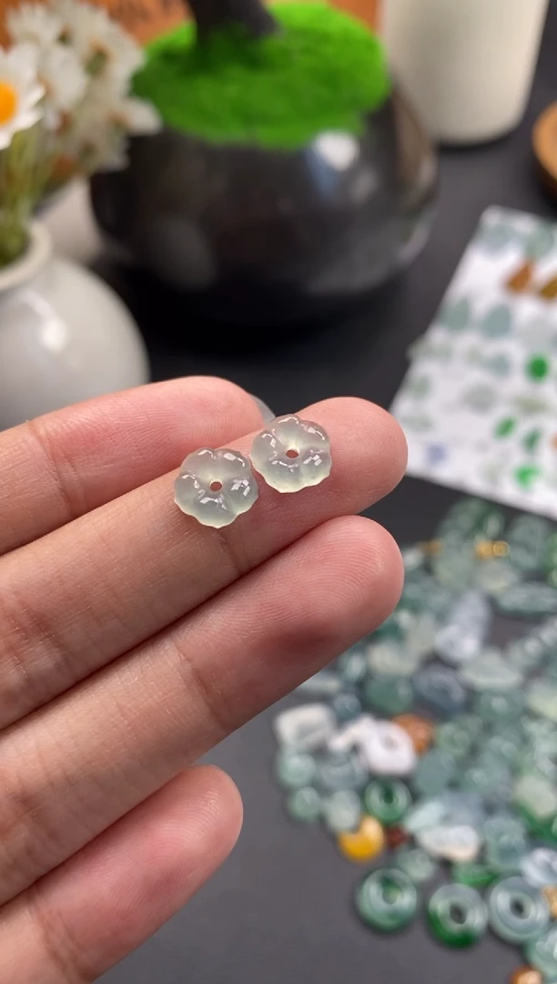 散珠翡翠冰种花花一对