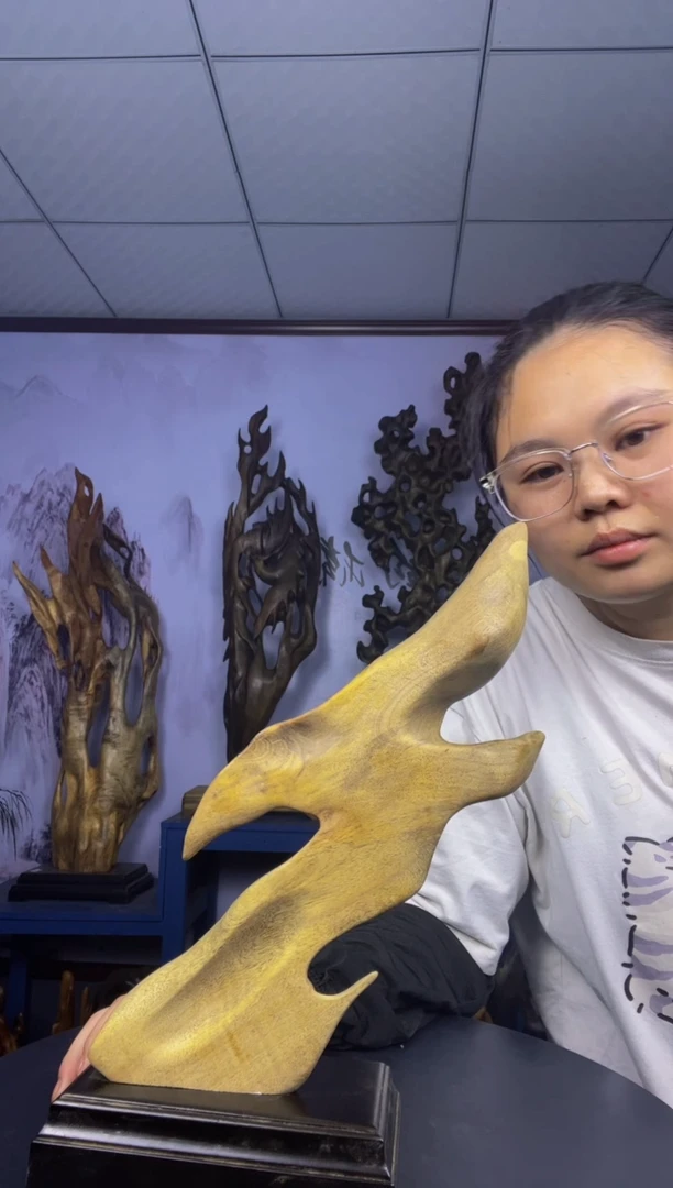 金丝楠一**草金丝楠木工艺品摆件