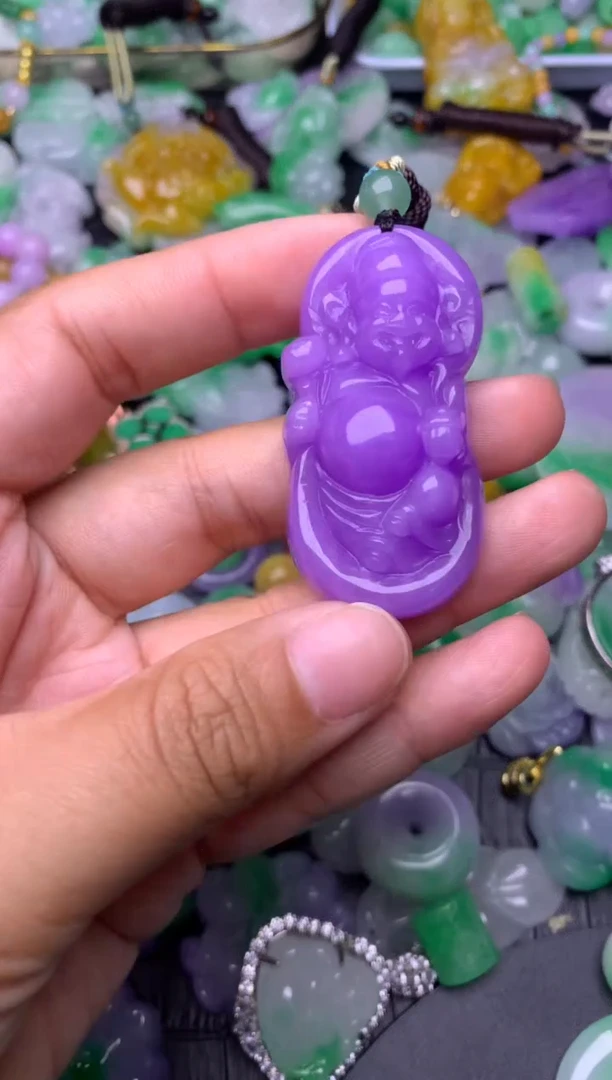 颈饰未镶嵌翡翠缅甸翡翠吊坠