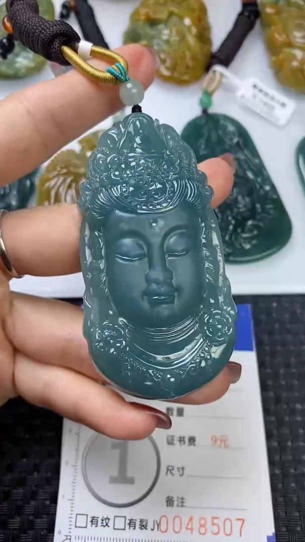 【闪购商品】翡翠颈饰未镶嵌1111111111111111