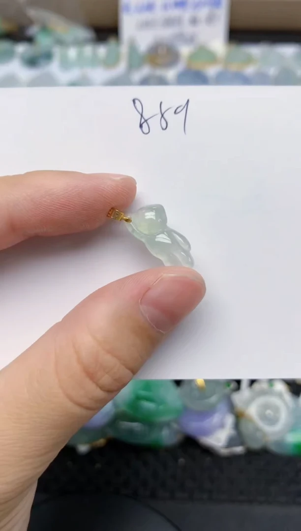 翡翠未镶嵌颈饰天然缅甸A货翡翠