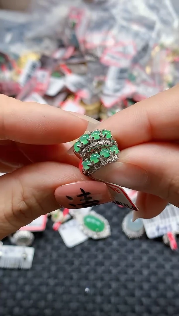银S925镶嵌戒指翡翠天然A货缅甸翡翠