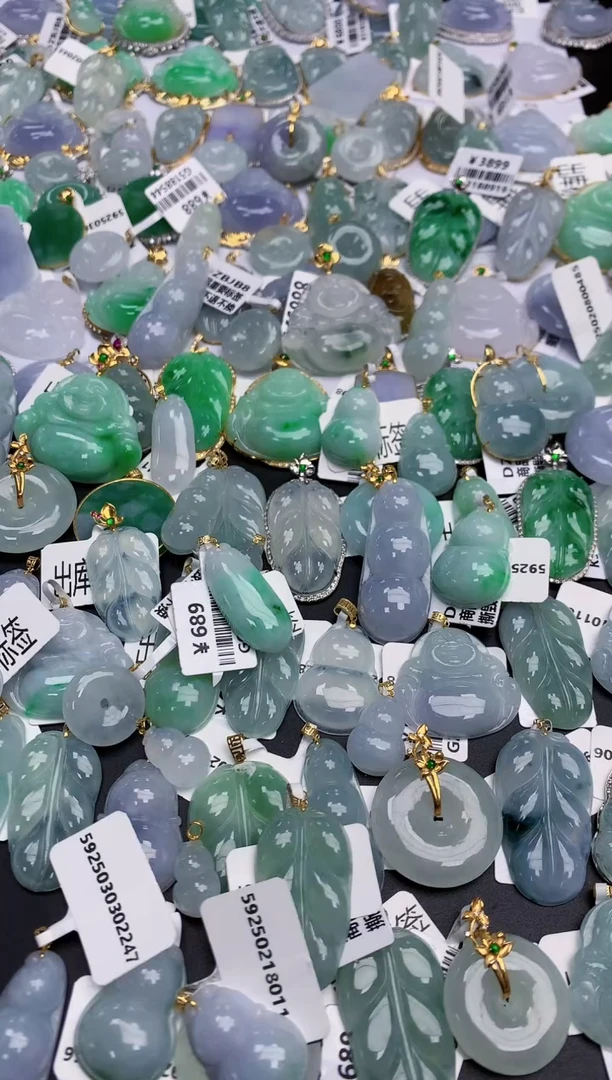 【闪购商品】翡翠颈饰18K金镶嵌天然缅甸翡翠A货