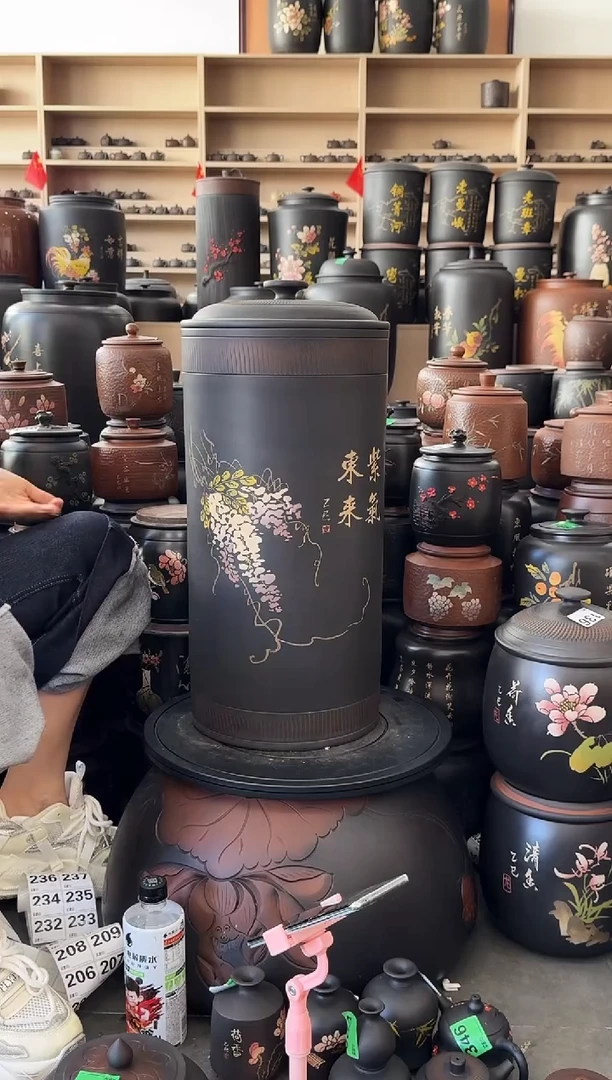 罐瑕疵 彩填高柱21饼茶缸高57cm  171