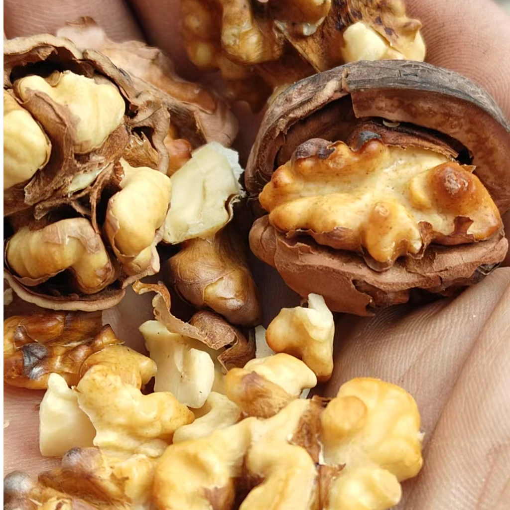 涉县手工柴火炒核桃薄皮手剥原味无漂白老树核桃酥脆香配料干净