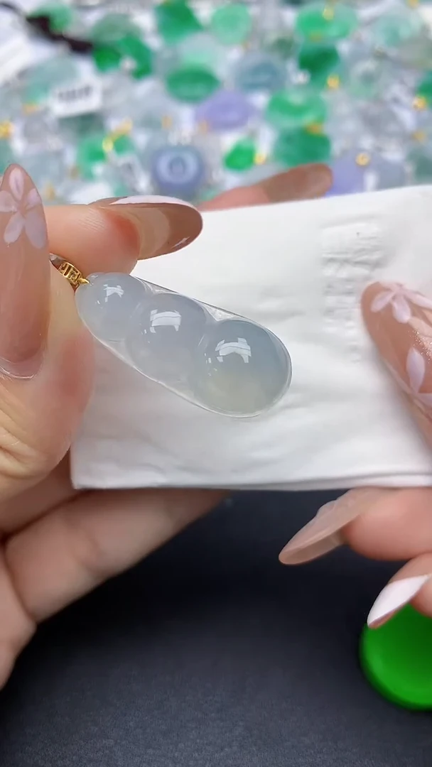 颈饰18K金镶嵌翡翠a货假一赔三支持复检百元上9元证书费自理