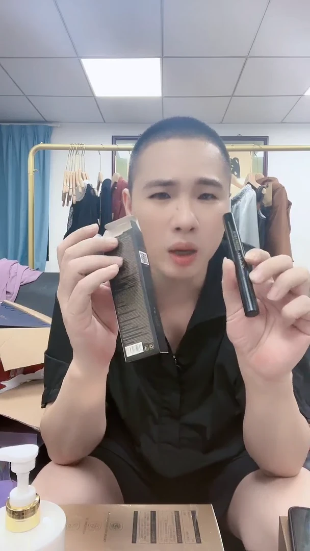 本场福利！！碟带睫毛膏！！！碟带睫毛膏！