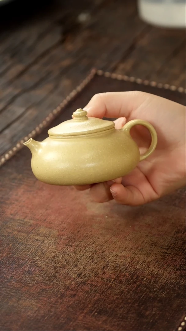 茶杯紫砂非遗茶器-本绿寒江（半手）