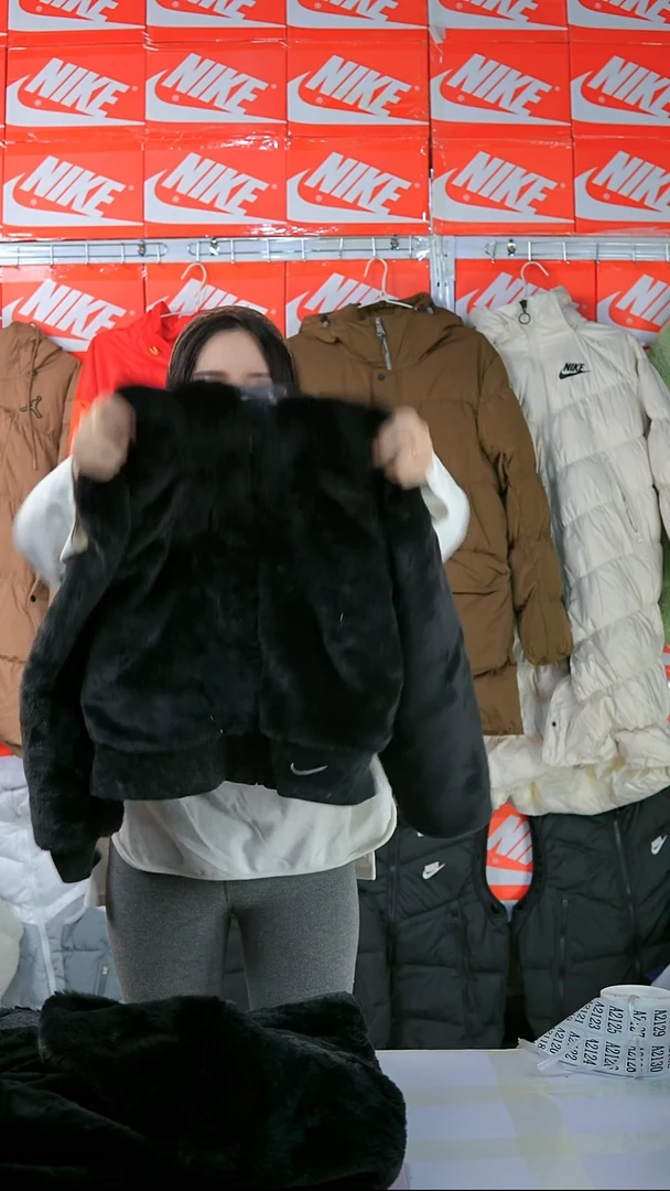 A  2109  闪购编码Nike/Jordan运动衣以直播间过款为准尺码L