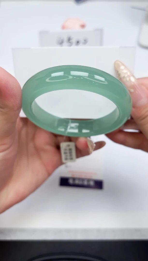 石英质玉手镯未镶嵌47-58.2