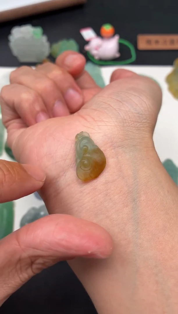 未镶嵌定制翡翠翡翠