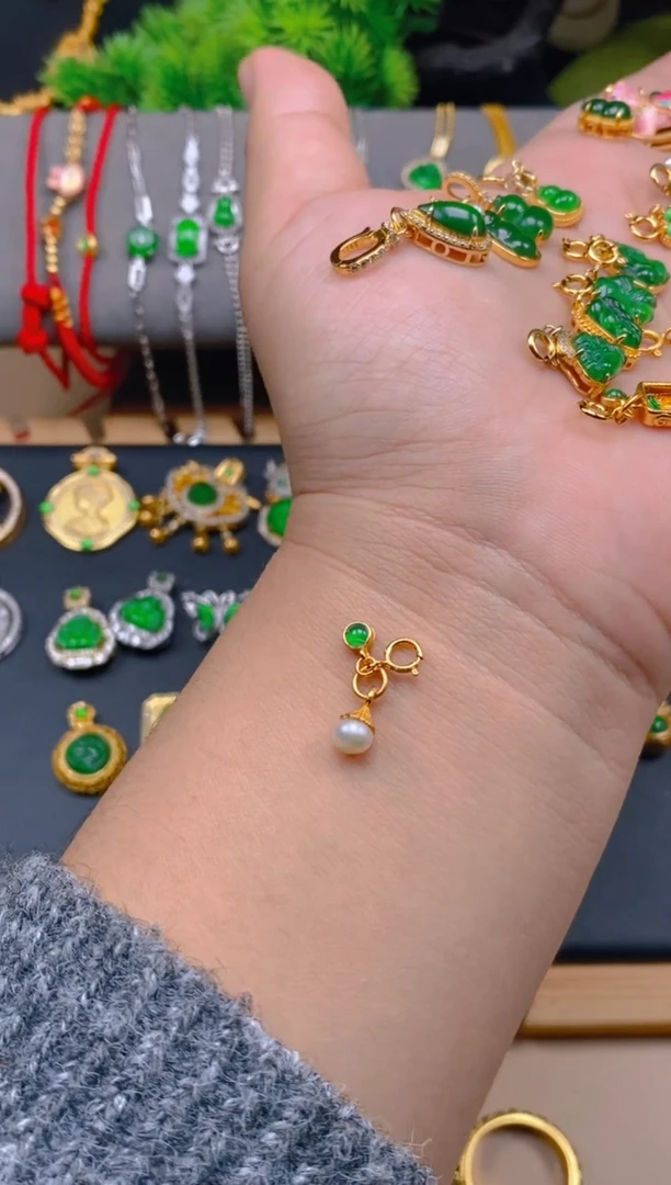 吊坠(不含链)银S925镶嵌翡翠小提溜