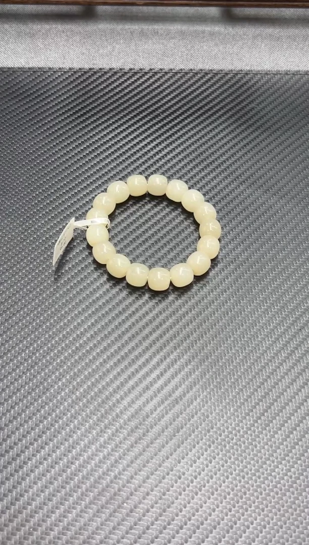 未镶嵌手串和田玉黑山微色差卡12L