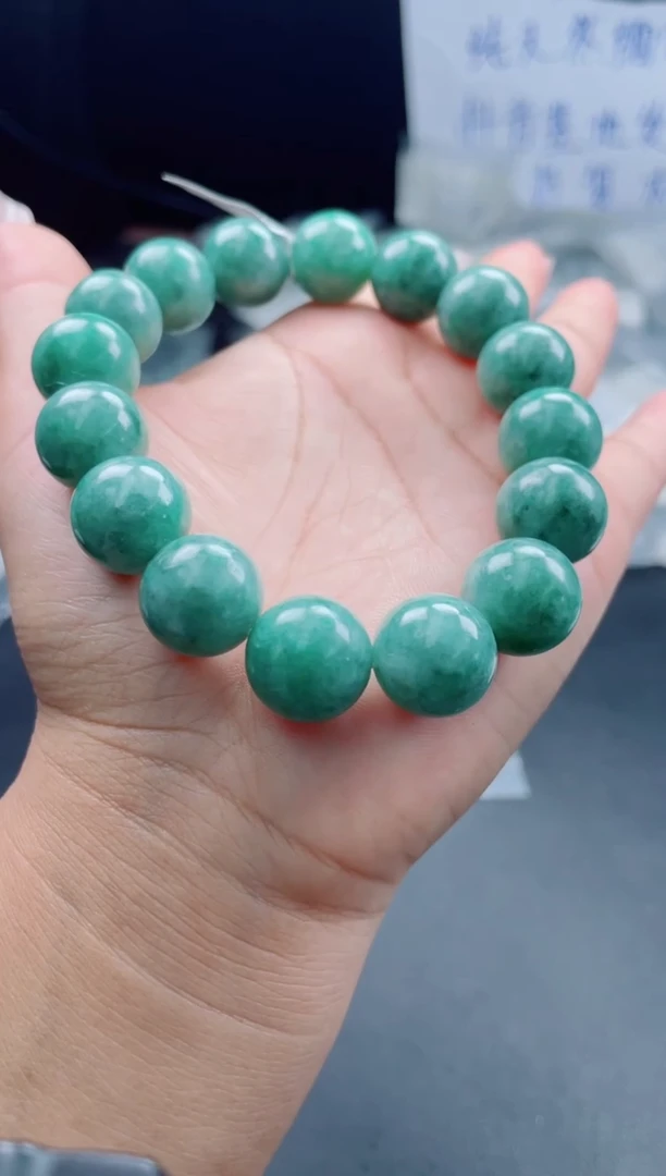 未镶嵌戒指翡翠珠串