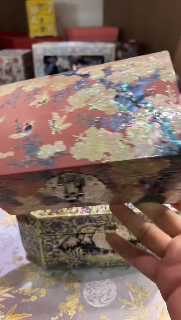 鱼锁绒布底·微瑕·弘贝雅螺钿漆器文化馆