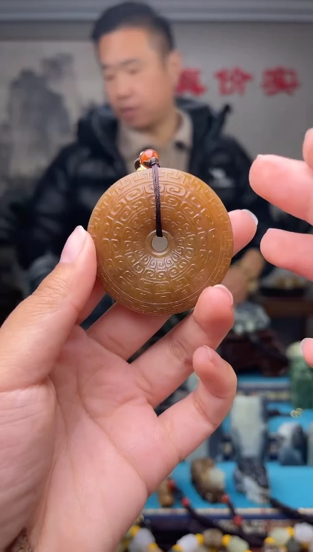 未镶嵌和田玉挂件1