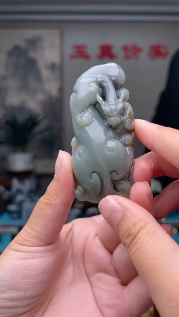 未镶嵌和田玉挂件1