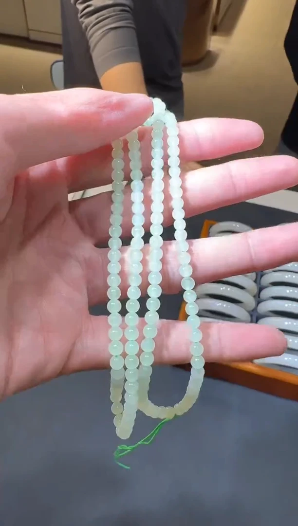 【闪购商品】和田玉项链未镶嵌123好大哥颜色略有不同 多样性发其一