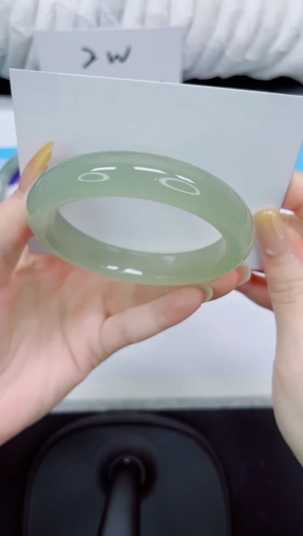 石英质玉手镯未镶嵌104