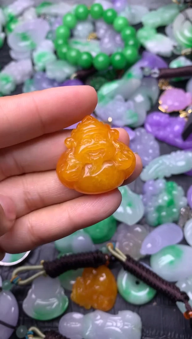 颈饰未镶嵌翡翠缅甸翡翠吊坠