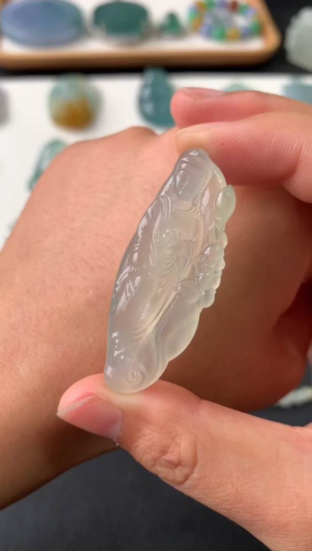 未镶嵌定制翡翠翡翠