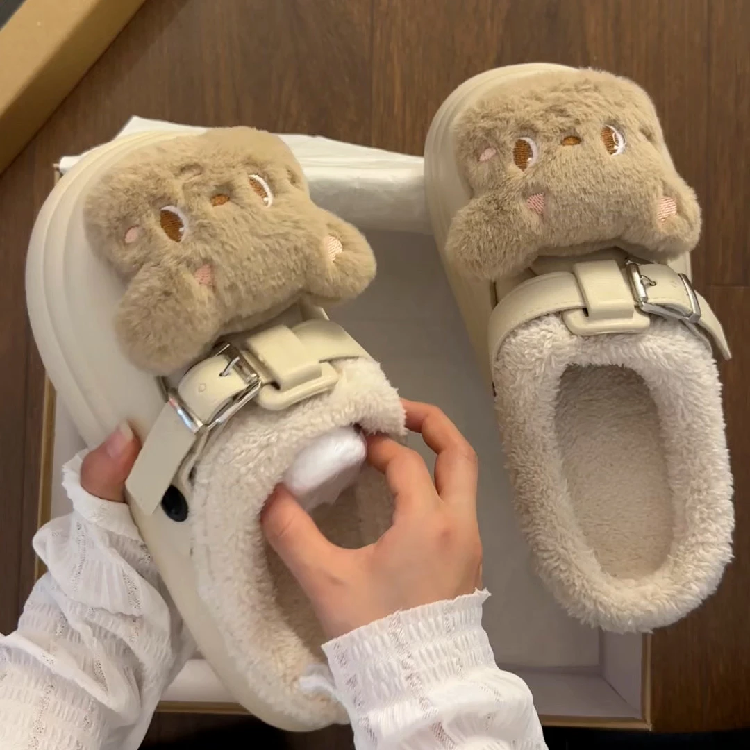 【正版】可爱卡通毛绒小熊包头拖鞋女2025新外穿厚底增高加绒保暖棉