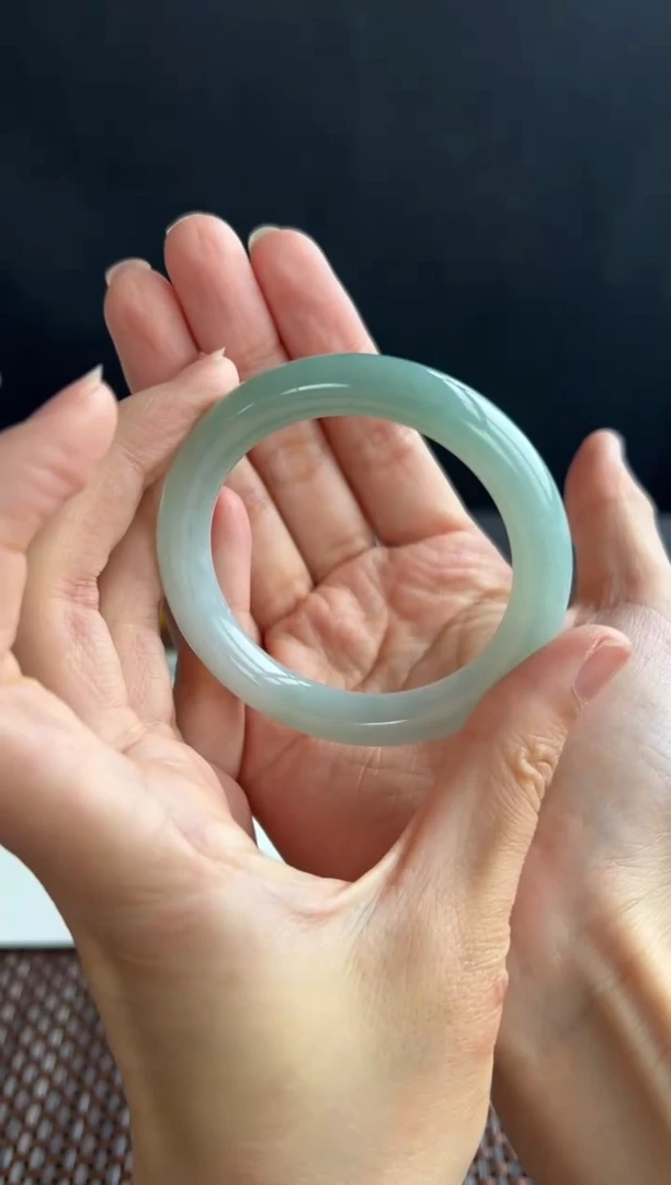 翡翠手镯未镶嵌16号52.3*9.9*9.3