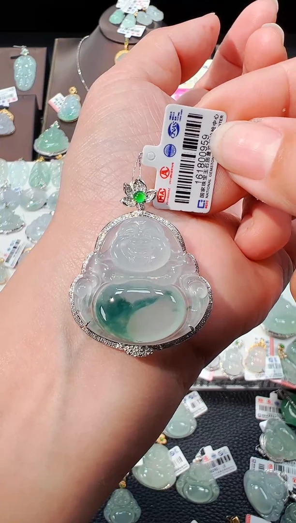 【闪购商品】翡翠吊坠(不含链)18K金镶嵌佛公吊坠959