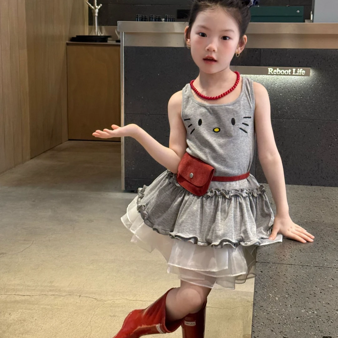 2025夏季女童可爱猫咪刺绣背心裙木耳边裙子无袖蓬蓬裙纱裙