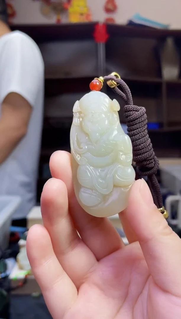 和田玉未镶嵌颈饰1