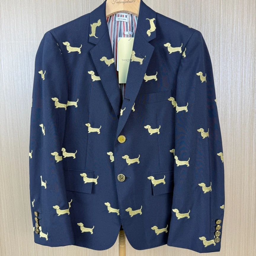 99新 THOMBROWNE 小狗满印刺绣西装 0 16215209